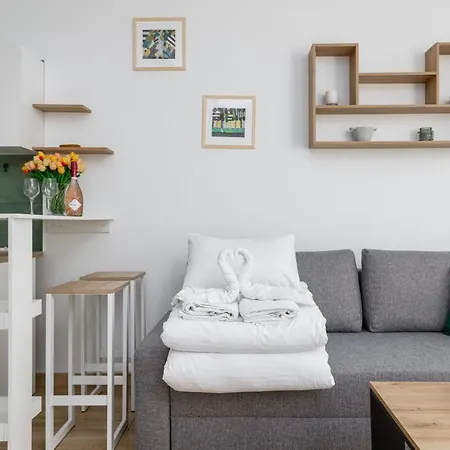 Elegant Studio By Renters *