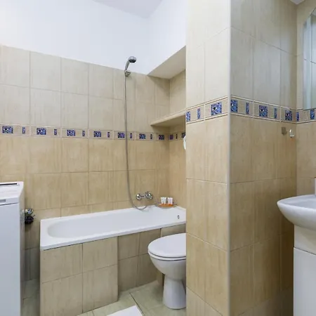 Elegant Studio By Renters Lägenhet *
